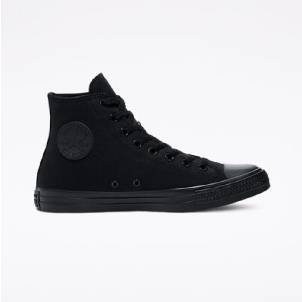 Black size 6 converse